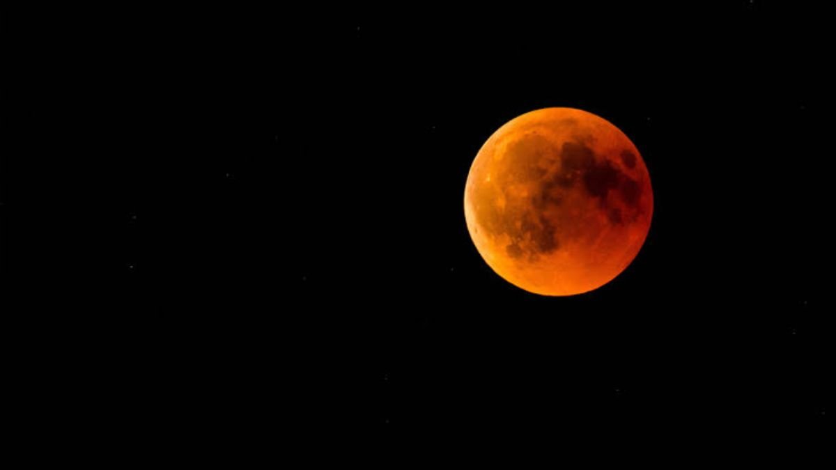 California blood moon eclipse